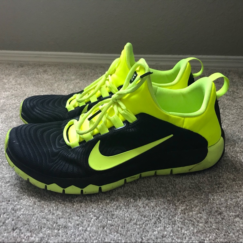 Men’s neon Nike Free 5.0